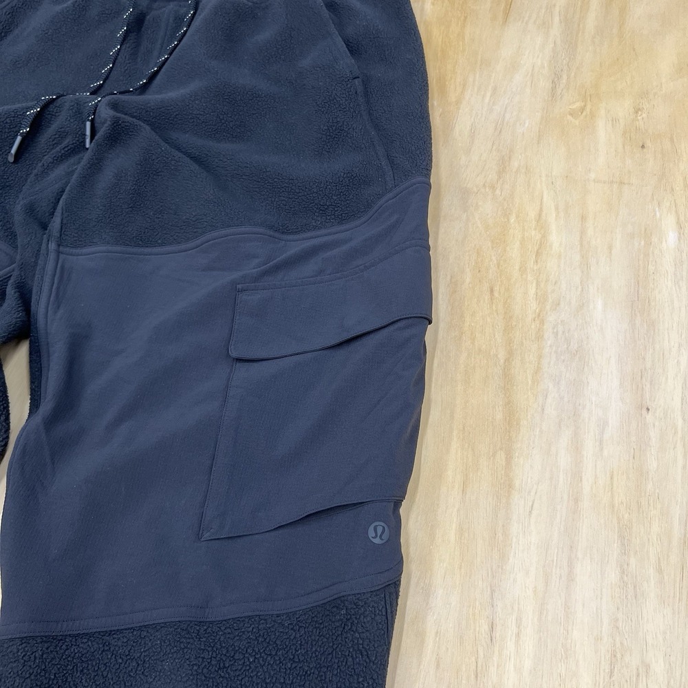 Lululemon Fleece High Rise Cargo Jogger Women Sz 12 (Waist 32-35) Black (No Tag) - Picture 6 of 16